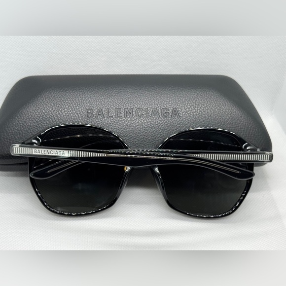 Balenciaga Black Sunglasses EUC - Picture 11 of 11